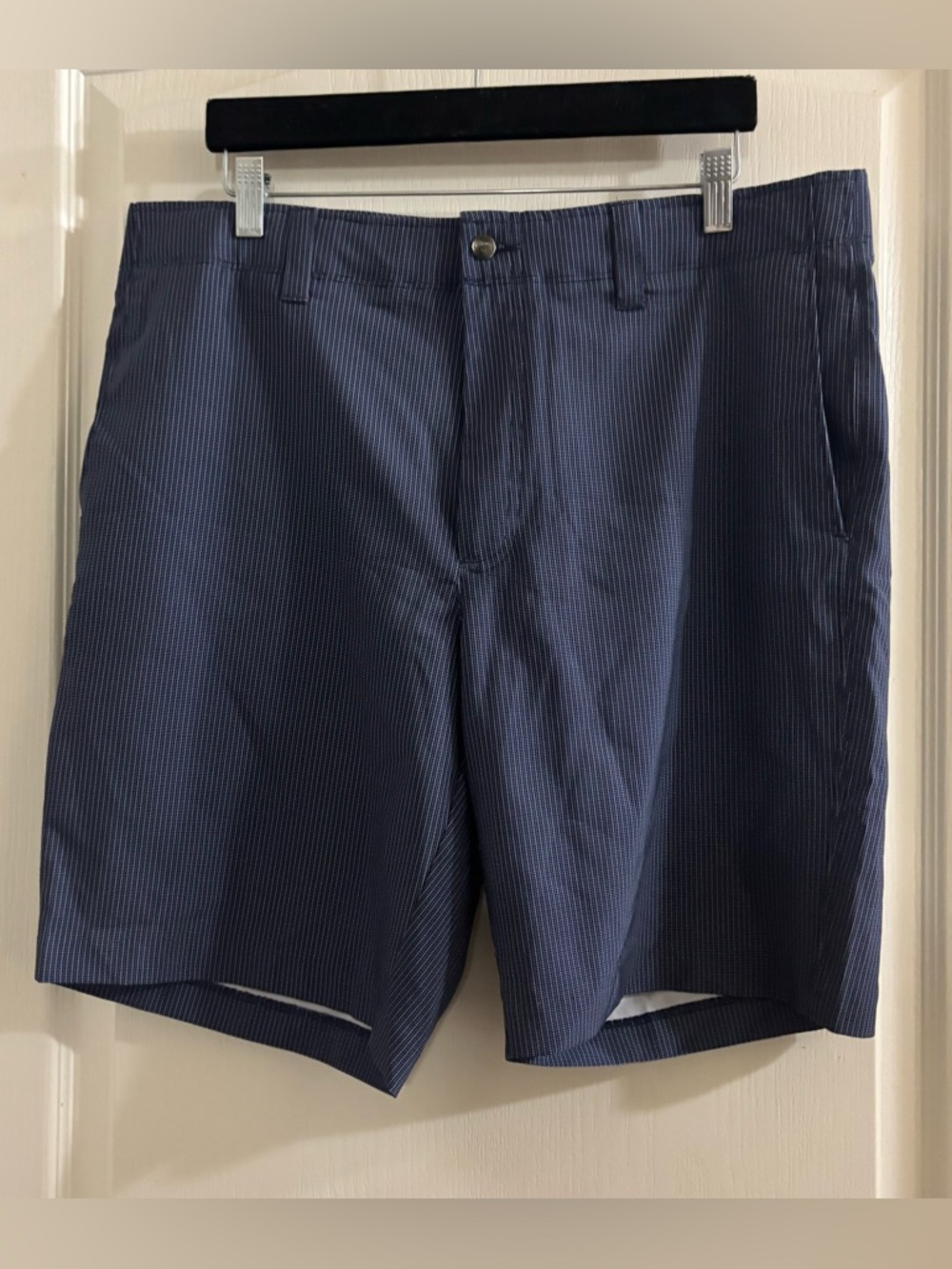 Callaway Men's Navy Pinstripe Golf Shorts
